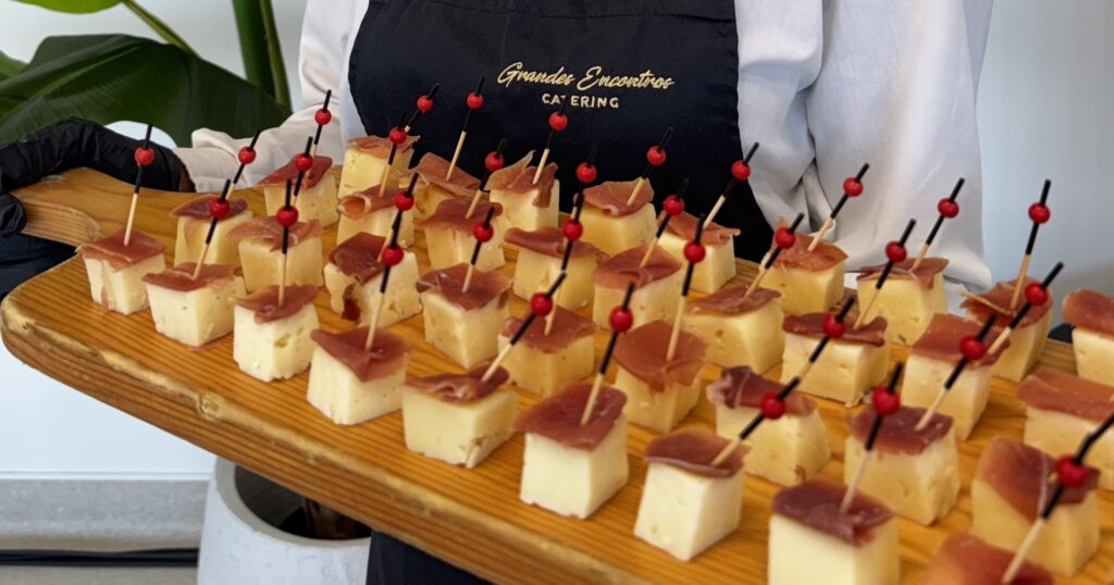 Catering para lanche ajantarado 1 Ideias para um lanche ajantarado empresa de catering